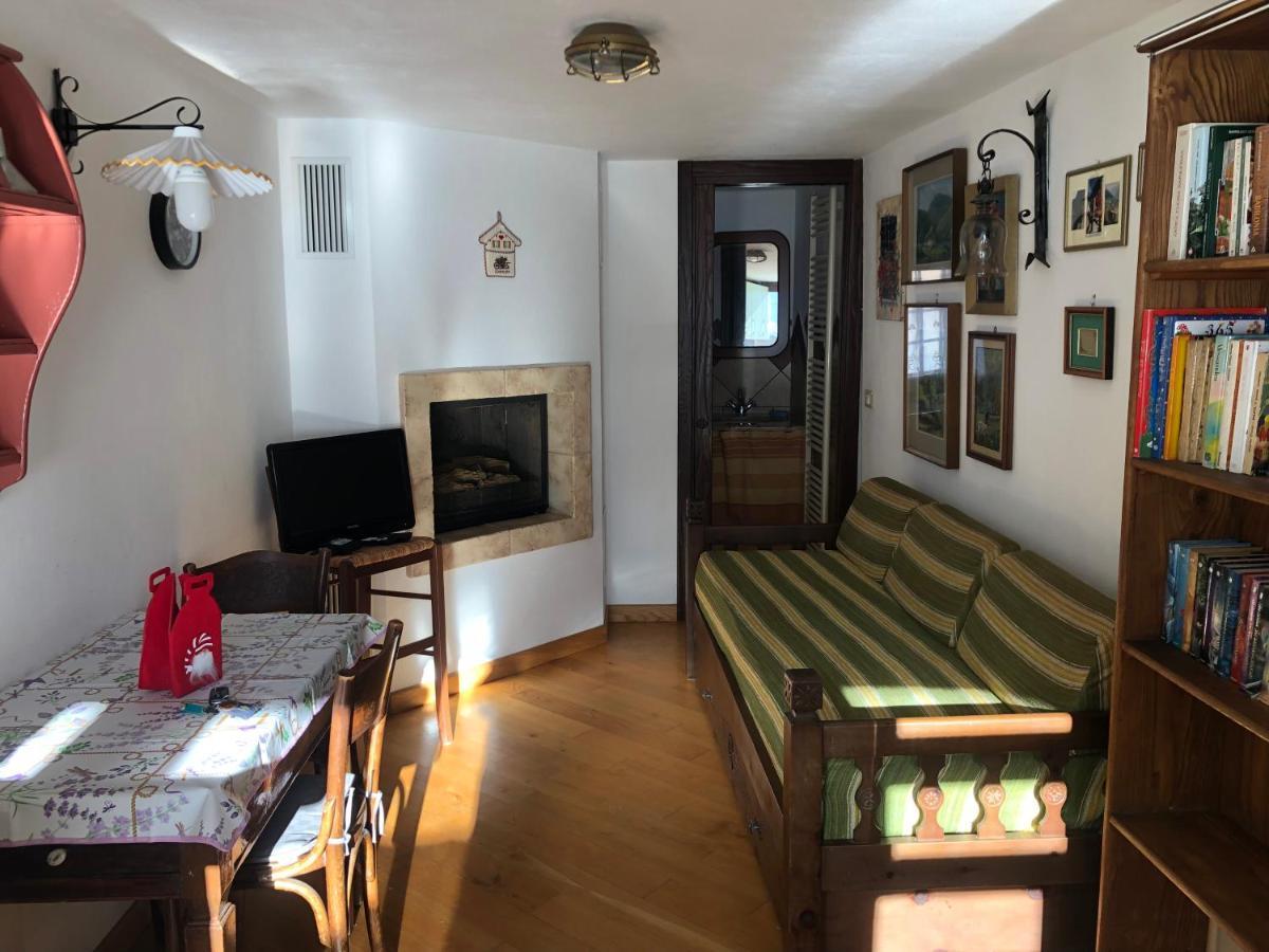 Casa Di Nonna Apartment Ентракуе Екстериор снимка